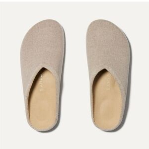 NEW Rothy’s Casual Clog in Dove size 7
